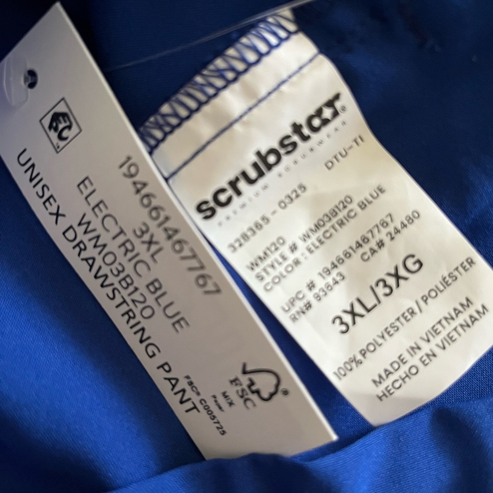 Drawstring Scrub Set - Picture 15 of 16